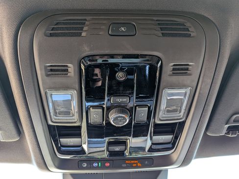 New 2026 Cadillac Escalade ESV Luxury image 37