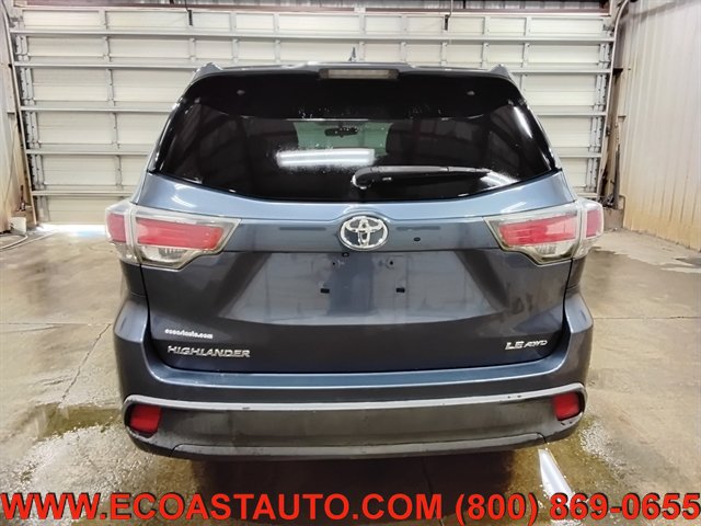 Used 2014 Toyota Highlander Plus AWD/4WD image 8