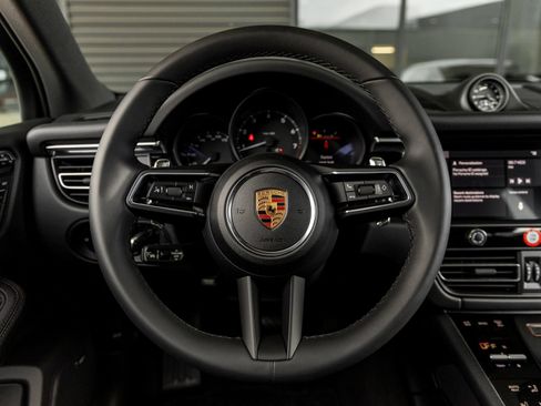 New 2026 Porsche Macan AWD/4WD image 28