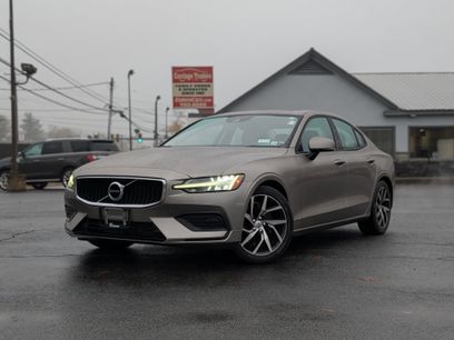 Used 2020 Volvo S60 T6 Momentum