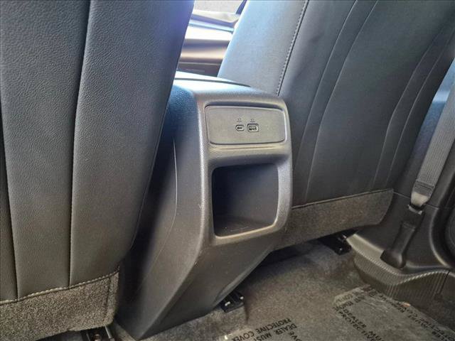 Used 2025 Chevrolet Trax LT FWD image 23