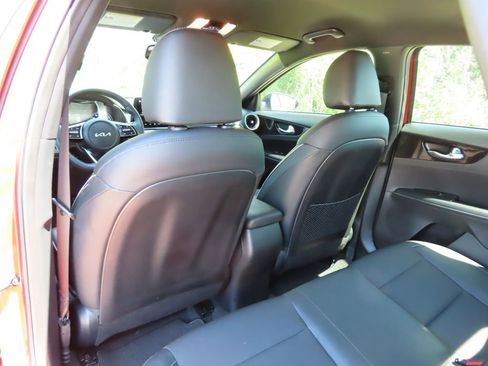 Certified 2024 Kia Forte GT-Line FWD image 26