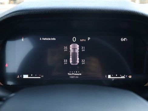 Used 2024 Jeep Grand Cherokee Laredo X image 16