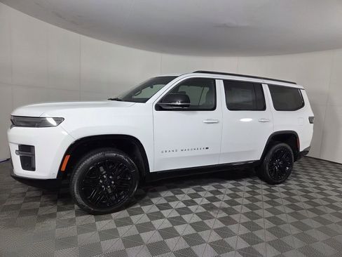 New 2026 Jeep Grand Wagoneer Limited AWD/4WD image 9