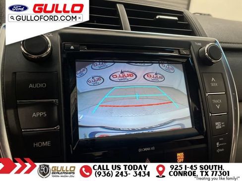 Used 2017 Toyota Camry XLE w/ Moonroof Package FWD image 27