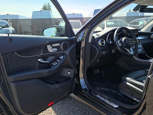 Certified 2021 Mercedes-Benz GLC 300 4MATIC image 19