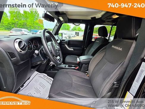 Used 2018 Jeep Wrangler Unlimited Sahara w/ Max Tow Package AWD/4WD image 14