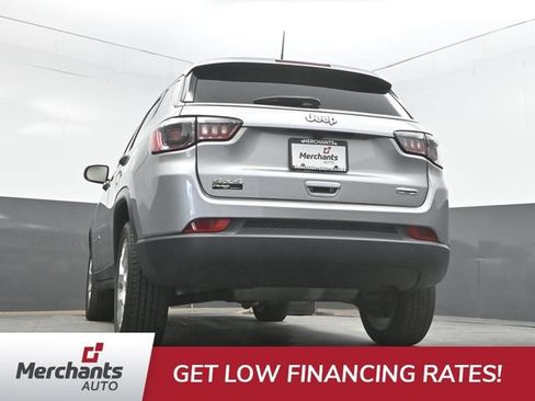 Used 2022 Jeep Compass Latitude AWD/4WD image 47