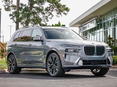 New 2026 BMW X7 xDrive40i w/ Premium Package