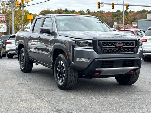 Used 2022 Nissan Frontier PRO-4X AWD/4WD image 7