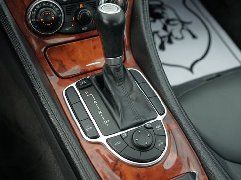 Used 2005 Mercedes-Benz SL 500 image 30
