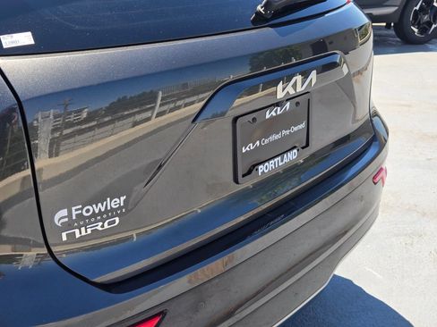Used 2024 Kia Niro Wind w/ Wind Preserve Package FWD image 14