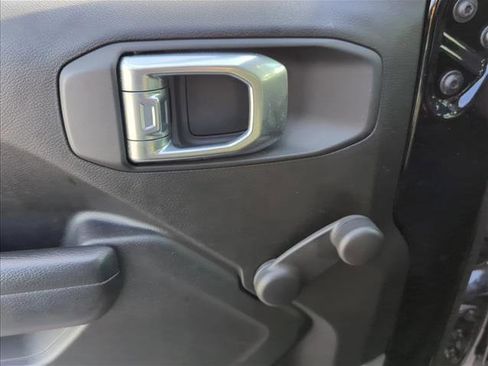 Used 2023 Jeep Wrangler Sport image 11