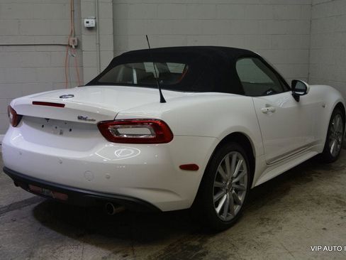 Used 2017 FIAT 124 Spider Lusso image 6