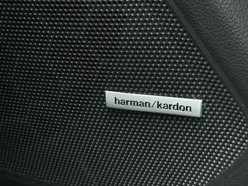 Used 2019 Subaru Outback 2.5i Limited image 34