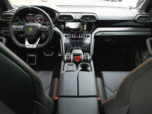 Used 2024 Lamborghini Urus S image 36