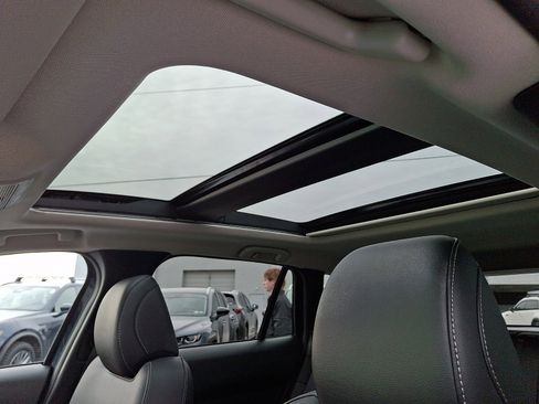 Used 2025 MAZDA CX-50 AWD 2.5 S w/ Premium Package image 15