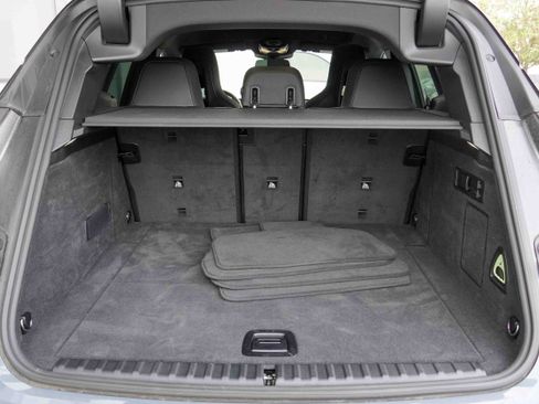 Certified 2025 BMW iX xDrive50 image 40