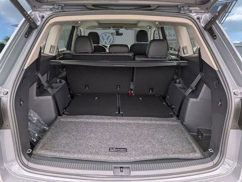 New 2026 Volkswagen Atlas SE FWD image 13