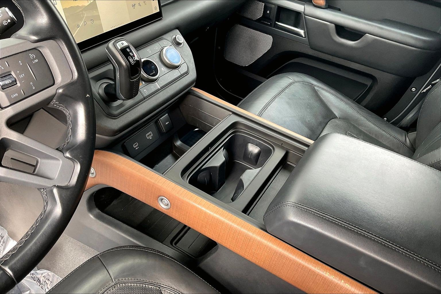 Certified 2023 Land Rover Defender 130 X AWD/4WD image 16