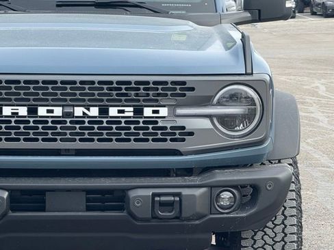 Used 2025 Ford Bronco Badlands image 10