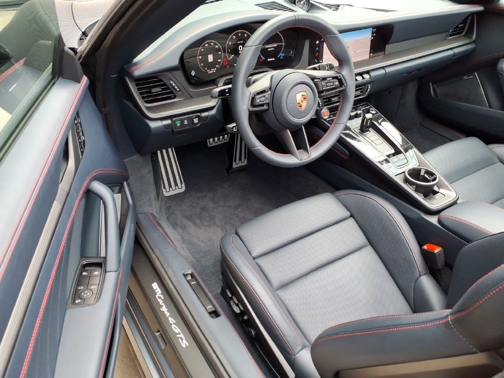 Certified 2026 Porsche 911 Targa 4 GTS AWD/4WD image 14