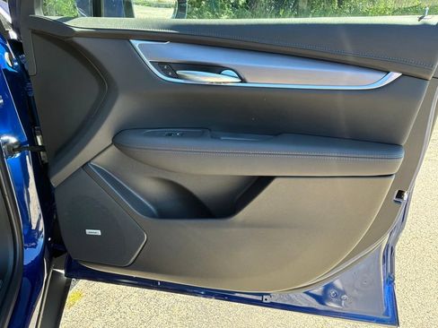 New 2026 Cadillac XT5 Luxury w/ LPO, Premium Carpet Package AWD/4WD image 26
