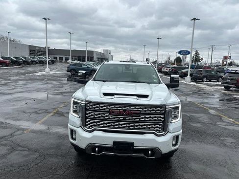 Used 2022 GMC Sierra 3500 Denali w/ Denali Ultimate Package image 3