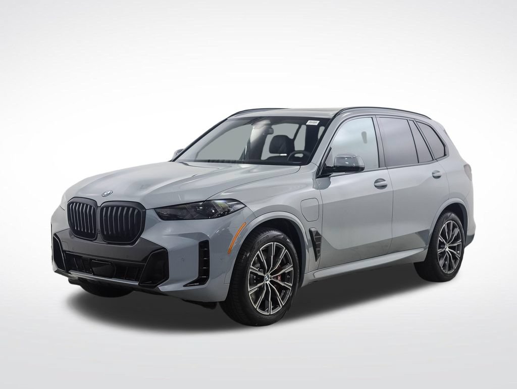 Used 2026 BMW X5 xDrive50e w/ M Sport Package AWD/4WD image 1