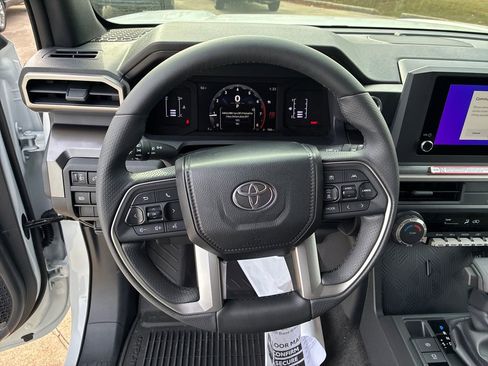 New 2026 Toyota 4Runner SR5 image 19