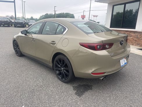 Used 2024 MAZDA MAZDA3 s AWD/4WD image 6