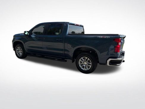 Used 2024 Chevrolet Silverado 1500 LT AWD/4WD image 3