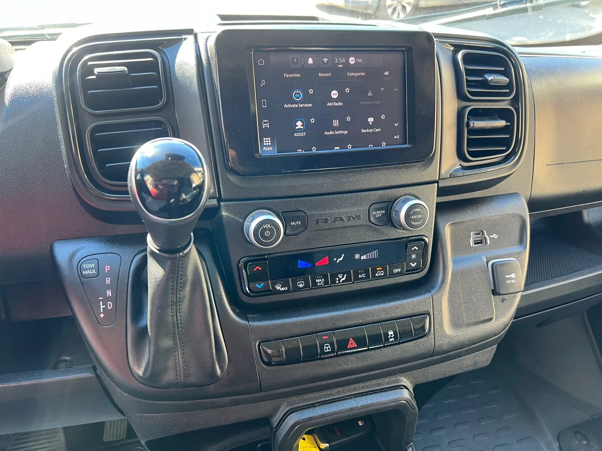 Used 2025 RAM ProMaster 3500 w/ Convenience Group FWD image 24