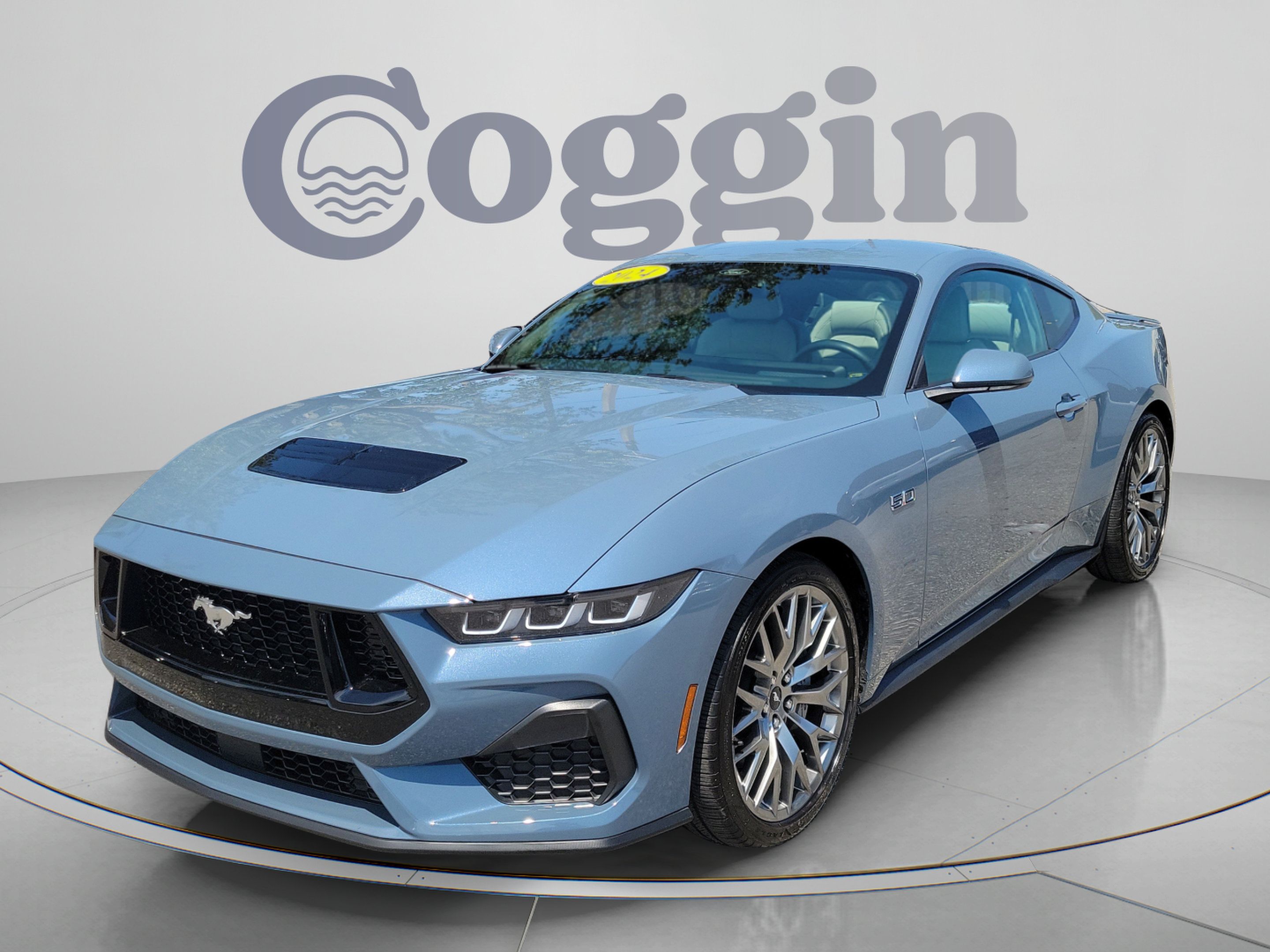 Used 2024 Ford Mustang GT Premium RWD image 1