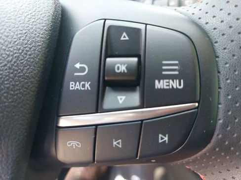 Used 2023 Ford Escape ST-Line w/ Tech Pack #1 AWD/4WD image 18