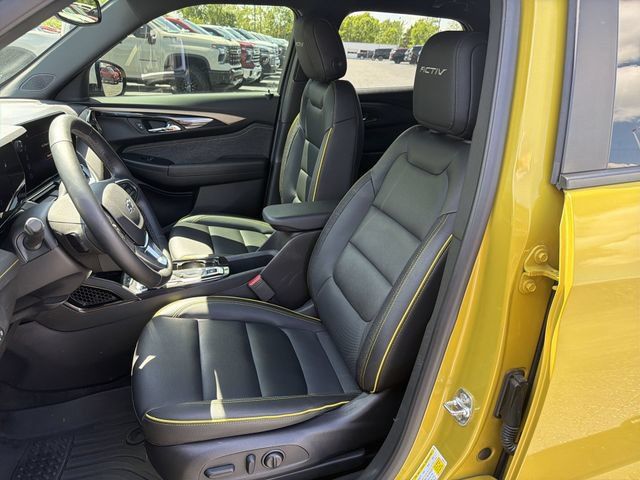 Used 2025 Chevrolet TrailBlazer ACTIV w/ Convenience Package FWD image 19