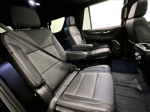 Used 2023 GMC Yukon Denali w/ LPO, Floor Liner Package image 24