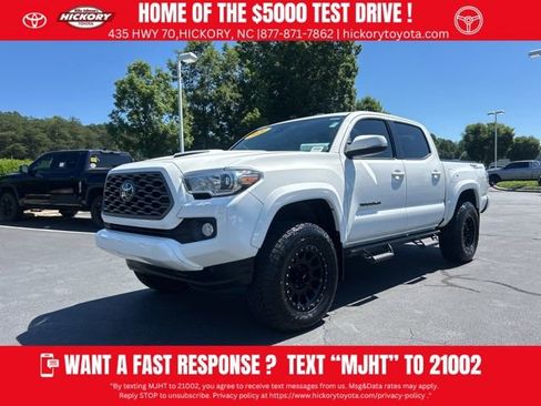 Used 2021 Toyota Tacoma TRD Sport RWD image 1