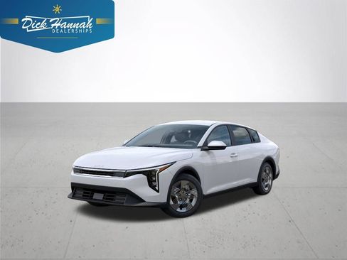 New 2026 Kia K4 FWD image 1