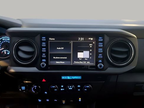 Used 2021 Toyota Tacoma TRD Sport w/ Technology Package image 38