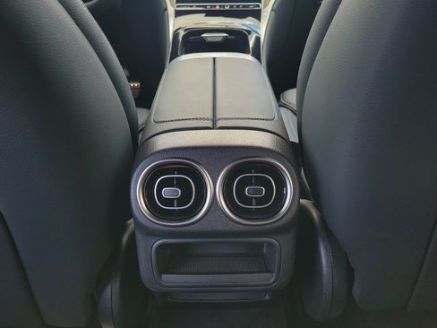 Certified 2026 Mercedes-Benz GLC 300 image 14