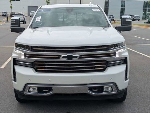 Used 2021 Chevrolet Silverado 1500 High Country w/ Technology Package AWD/4WD image 11