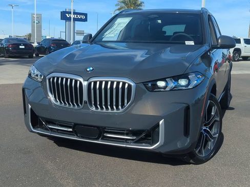 Used 2026 BMW X5 xDrive40i w/ Climate Comfort Package AWD/4WD image 3