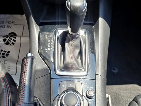 Used 2015 MAZDA MAZDA3 i Grand Touring FWD image 36