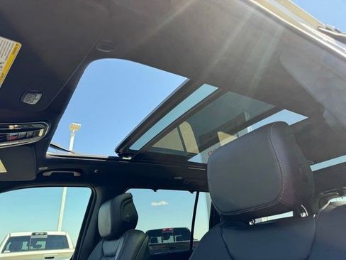 New 2026 Jeep Grand Wagoneer Limited AWD/4WD image 31