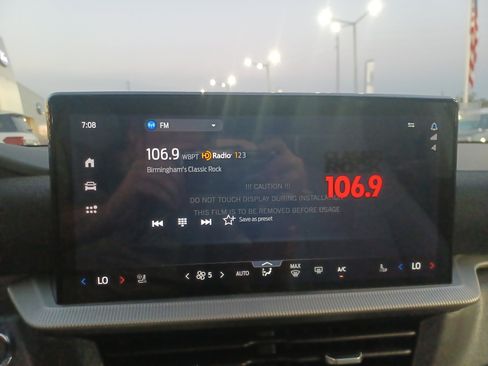 New 2025 Ford Explorer Platinum w/ Ultimate Package image 31