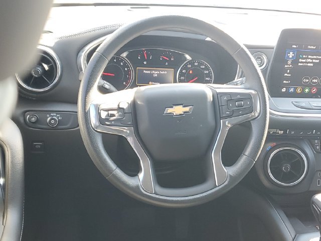 Used 2023 Chevrolet Blazer LT w/ Convenience Package FWD image 11