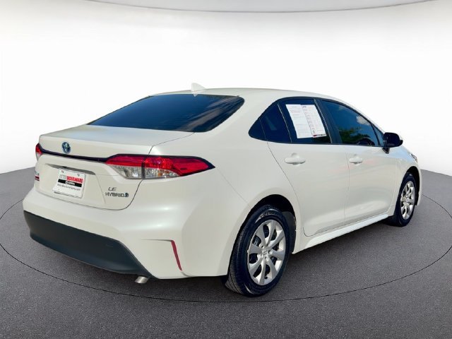 Used 2024 Toyota Corolla LE FWD image 6
