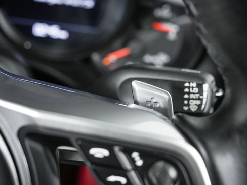 Used 2018 Porsche 911 Targa 4 GTS image 76