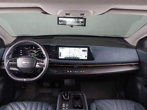 Used 2023 Nissan Ariya Platinum+ image 3